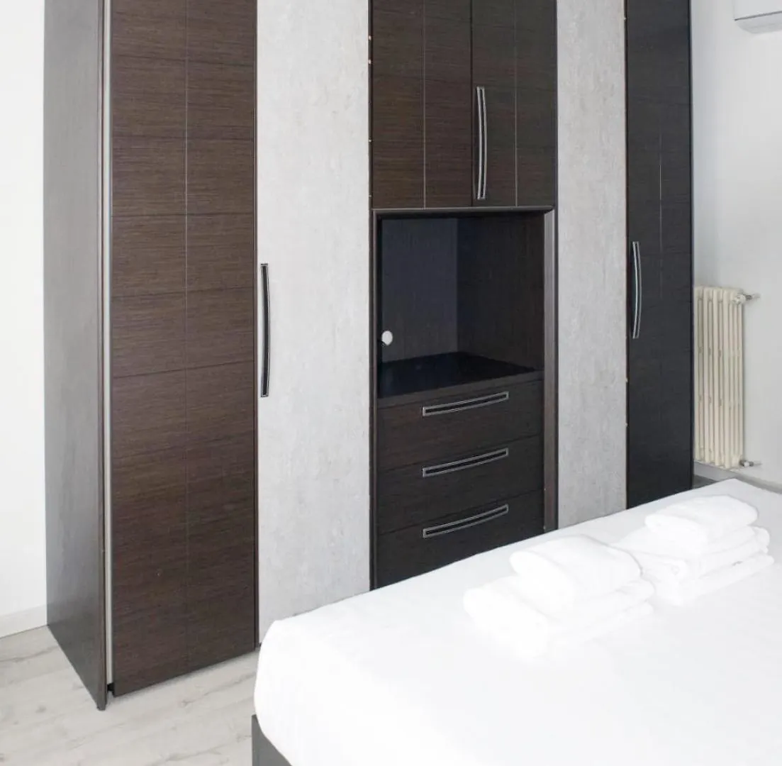 Ca Granda Urban Suite - Niguarda Milán 0*,